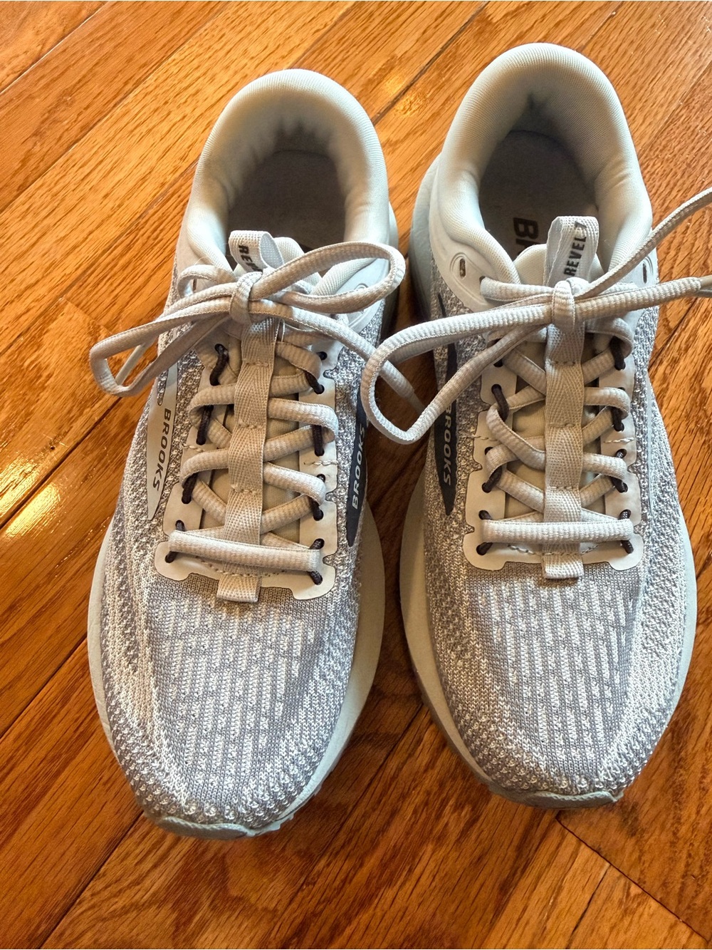 Brooks Women's Athletic Running Shoes in Light Gray and White
